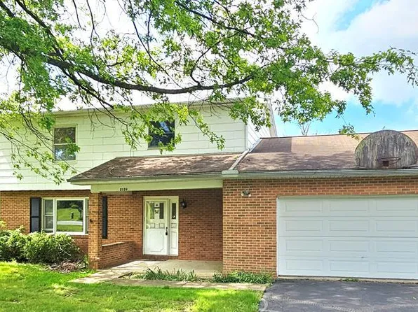 2139 Woodcrest Dr, Johnstown, PA 15905