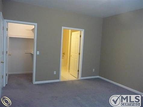 Master bedroom.jpg