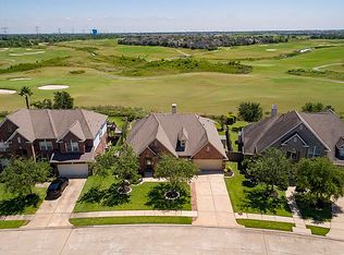 1042 Misty Trails Ln, League City, TX 77573