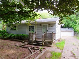 1155 Bruce Rd, Akron, OH 44306