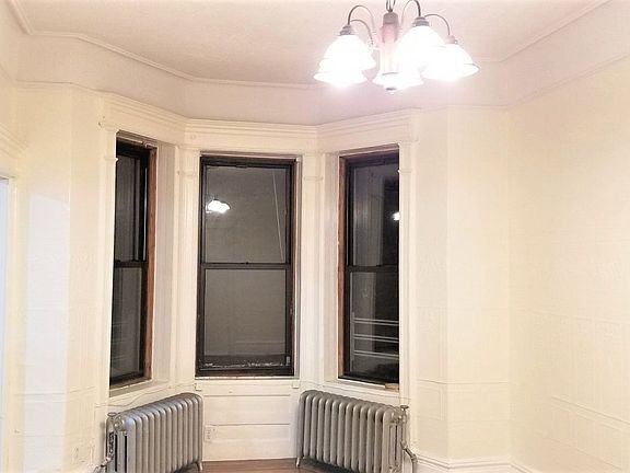 2nd image of 717 45th St #2B
