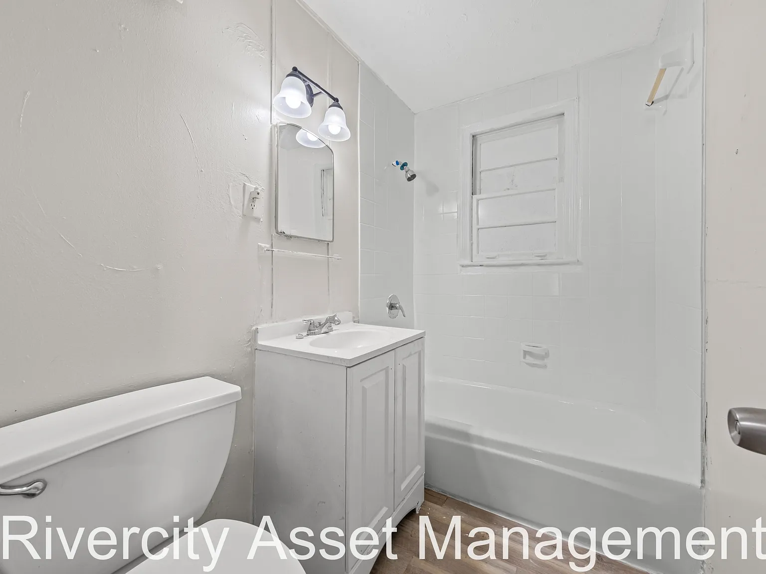 410 Carbon Cove - 1 — Photo 4