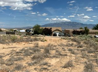 505 8th St NE, Rio Rancho, NM 87124