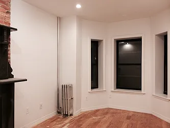 Rented by Elite NY Holdings