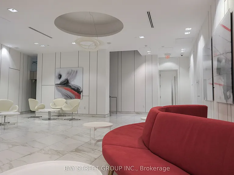 14 York St #2406 — Photo 11