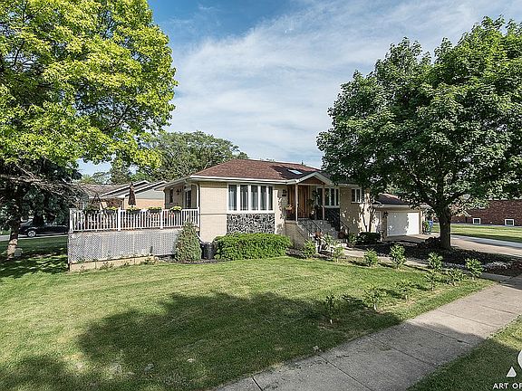 5th image of 6475 W 88th Pl