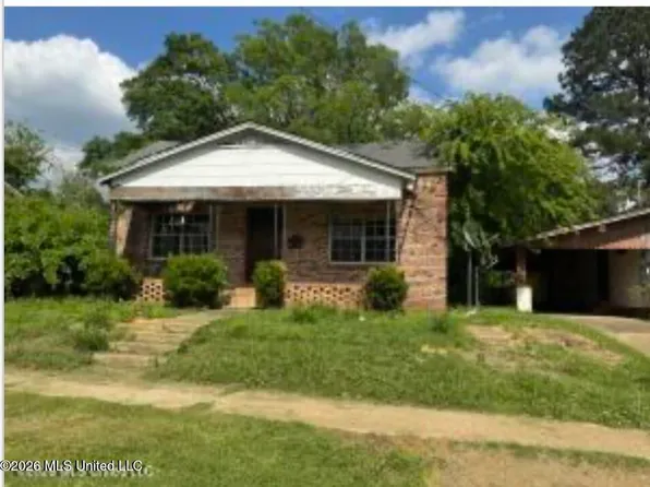 912 Summit St, McComb, MS 39648
