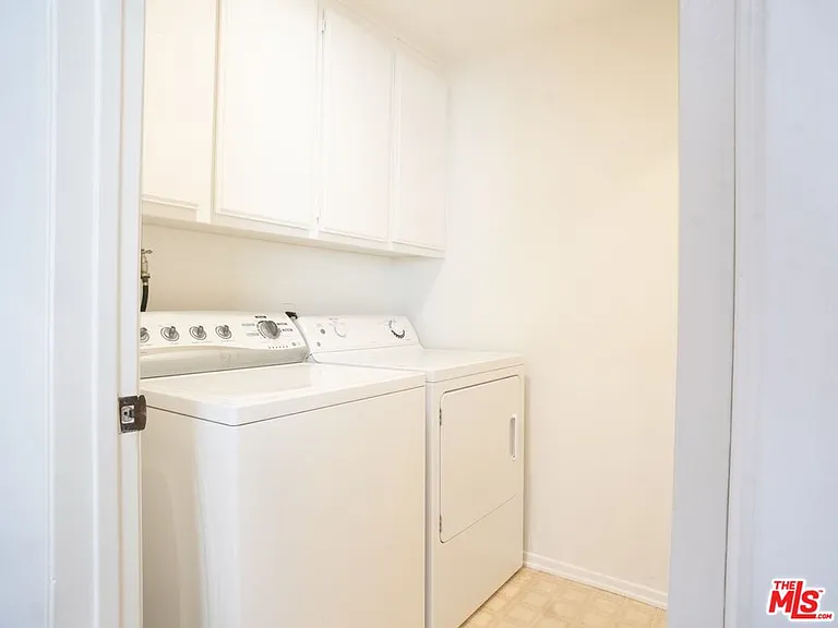 1655 Selby Ave #101 — Photo 22