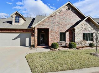 210 Stillwood Dr, Branson, MO 65616
