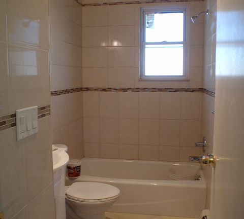 5th image of 3153 42nd St