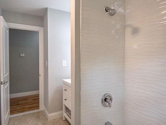 Tub/shower