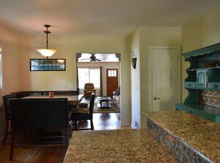 618 S Mount Shasta Blvd, Mount Shasta, CA 96067