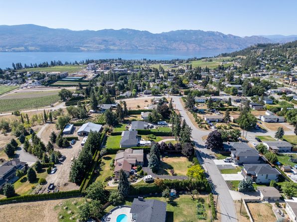 2465 Harmon Rd, West Kelowna, BC V1Z 2C1
