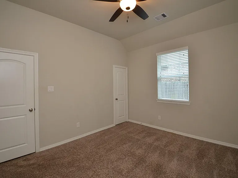 11134 Honeysuckle Haven Dr — Photo 14
