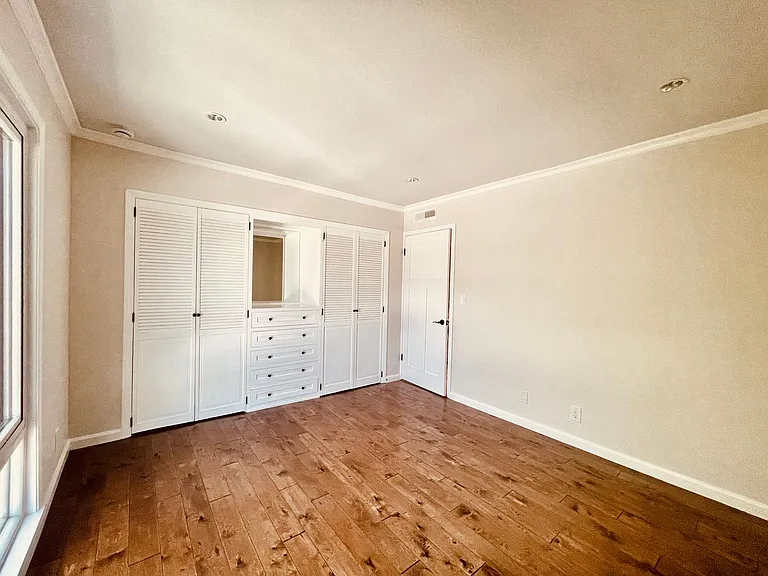401 E California Blvd #210 — Photo 23