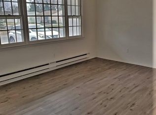 22 Brakenbury Ct, Toms River, NJ 08757