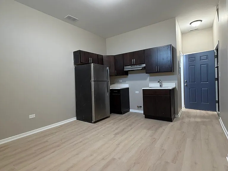 22 N Pulaski Rd #1 — Photo 5