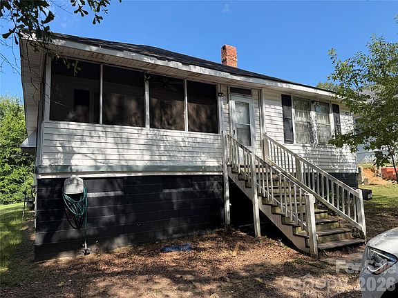 2nd image of 77 Franklin St