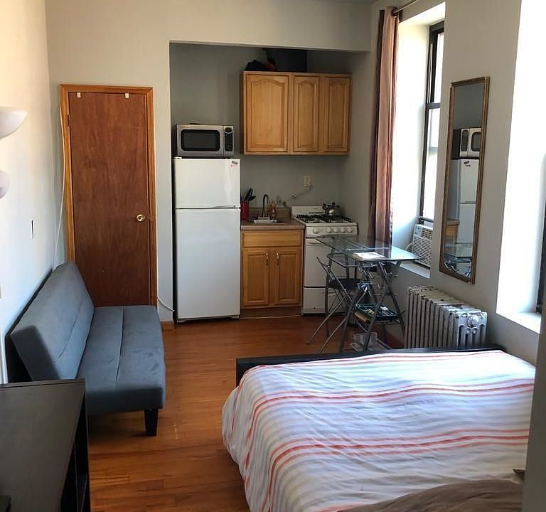 1st image of 402 W 51st St APT 4A