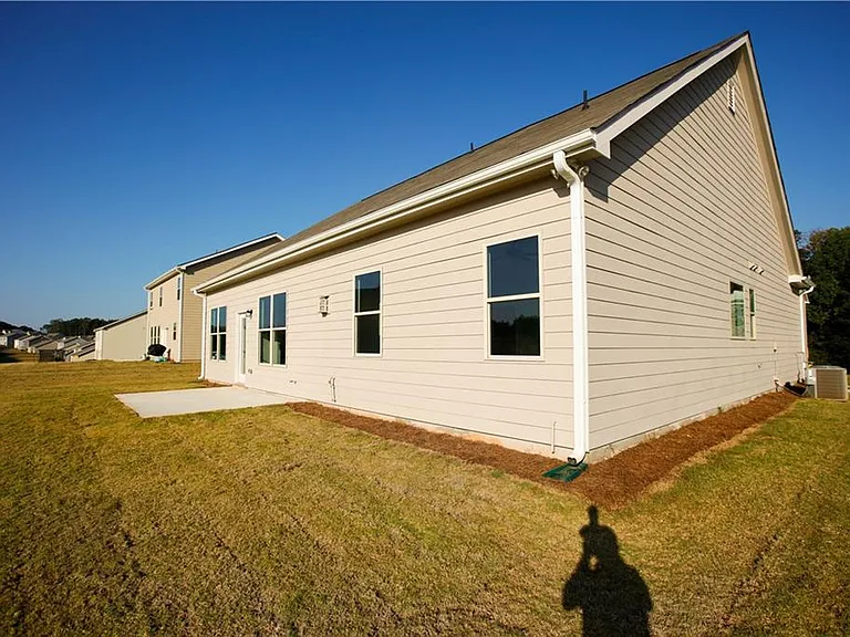 452 Hellen Valley Dr — Photo 35
