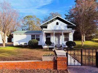 703 S Harper St, Laurens, SC 29360