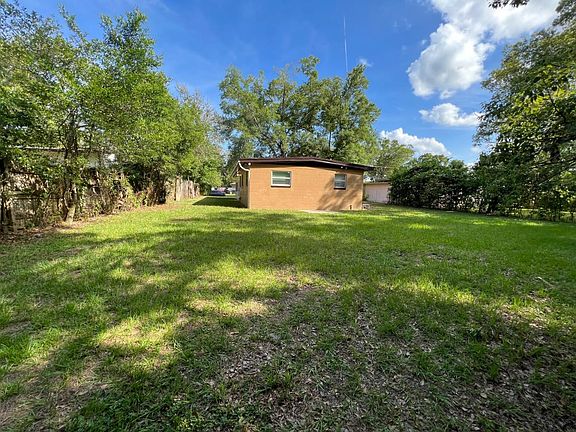 2nd image of 4210 Aldington Dr