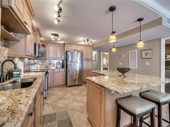 2nd image of 2532 Estero Blvd APT 405