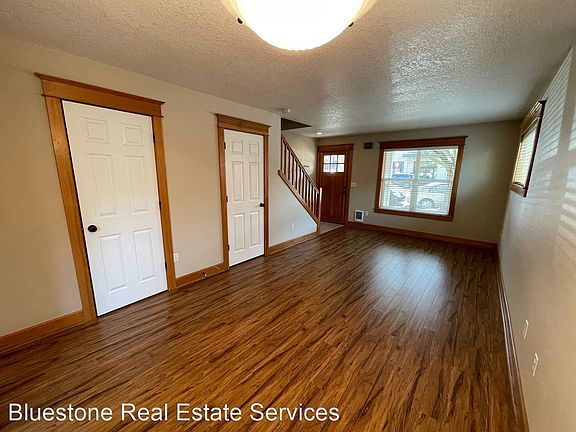 2nd image of 2507 E Burnside St #15214131