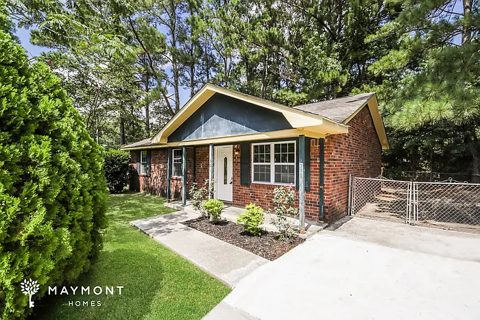 301 Bluebell Ave — Photo 3