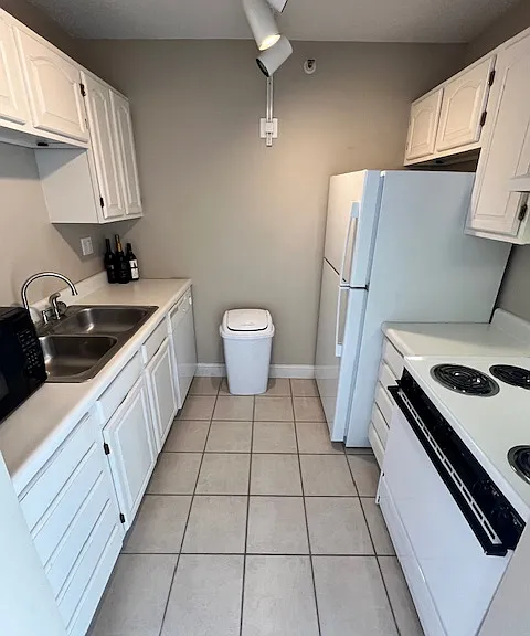123 SW Jefferson St #E6W — Photo 5