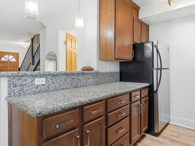 5505 Adelaide Ave #14 — Photo 18