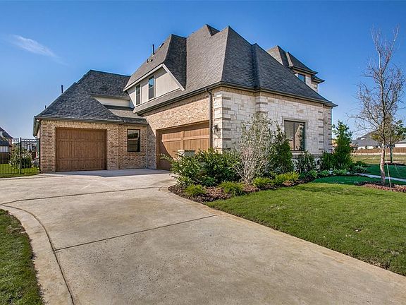2nd image of 901 Rhone Ln