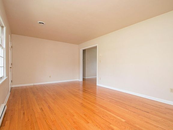 5th image of 4510 Cordell Dr