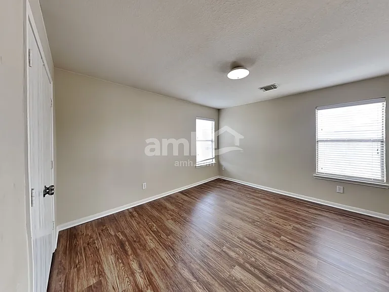 29435 Legends Glen Dr — Photo 22
