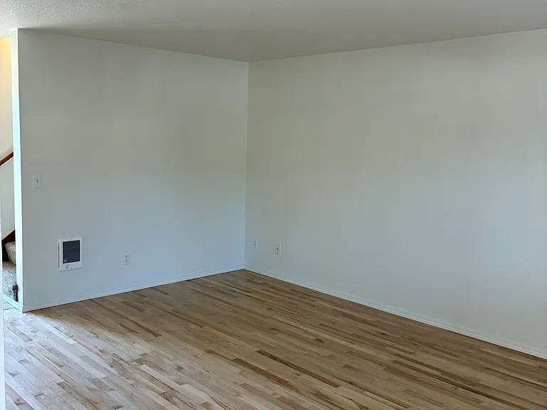 277 S Knott St — Photo 21