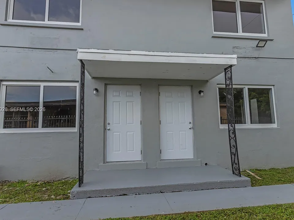 1430 NW 2nd Ave #3