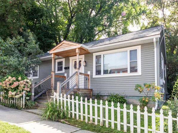84 Union Street, Winooski, VT 05404