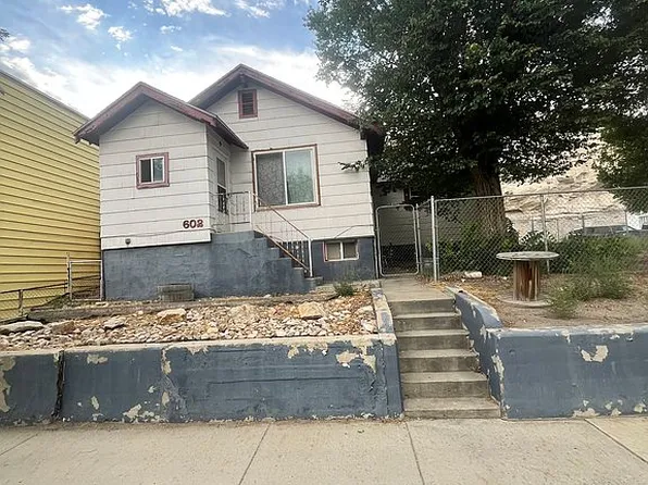 602 Dewar Dr, Rock Springs, WY 82901