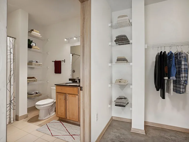 Hennepin Floorplan Bathroom Hennepin Floorplan Bathroom