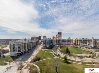 3000 Farnam St APT 9C, Omaha, NE 68131