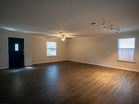 3rd image of 2238 Opelousas Trl