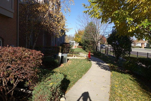 1st image of 1133 N Claremont Dr #1133
