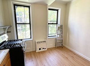 589 Park Pl APT 2L, Brooklyn, NY 11238