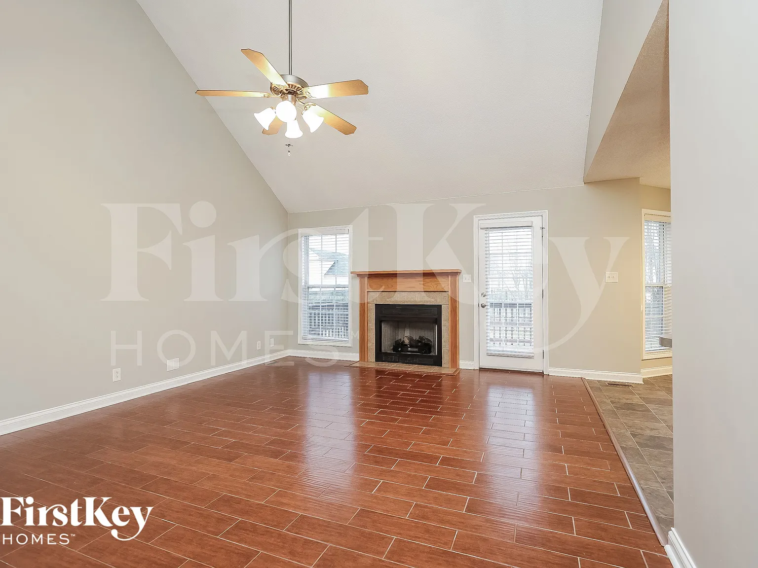 3 bed, 2.0 bath, 1300 sqft, $1,680 — Photo 3
