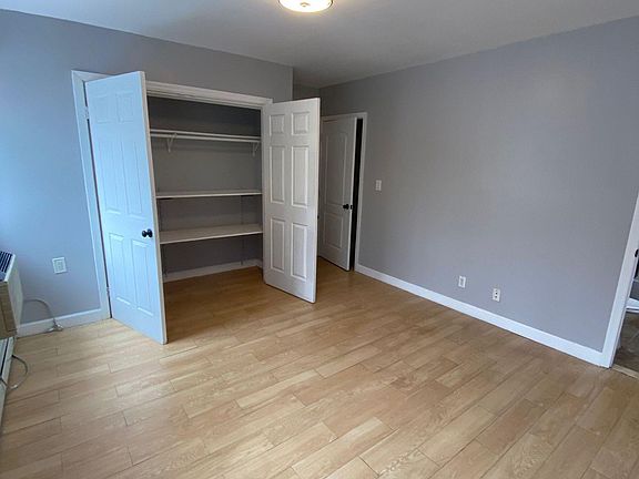 4th image of 717 Taylor Ave #2