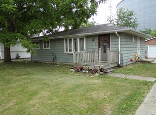 119 Bullard St, Poplar Grove, IL 61065