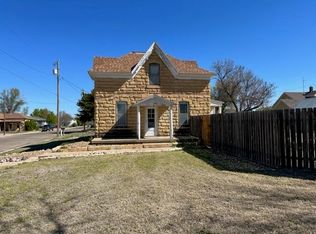 1102 Cedar St, Victoria, KS 67671