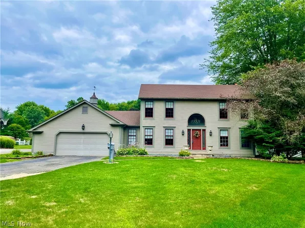 1019 Westport Cir, Youngstown, OH 44511