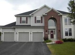 2281 James Leigh Dr, Aurora, IL 60503