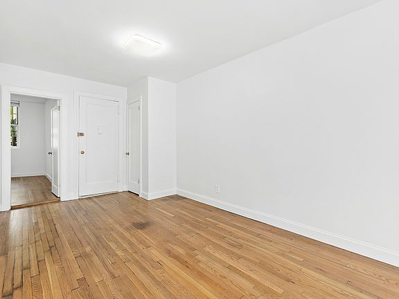 4th image of 5 Carmine St APT 4